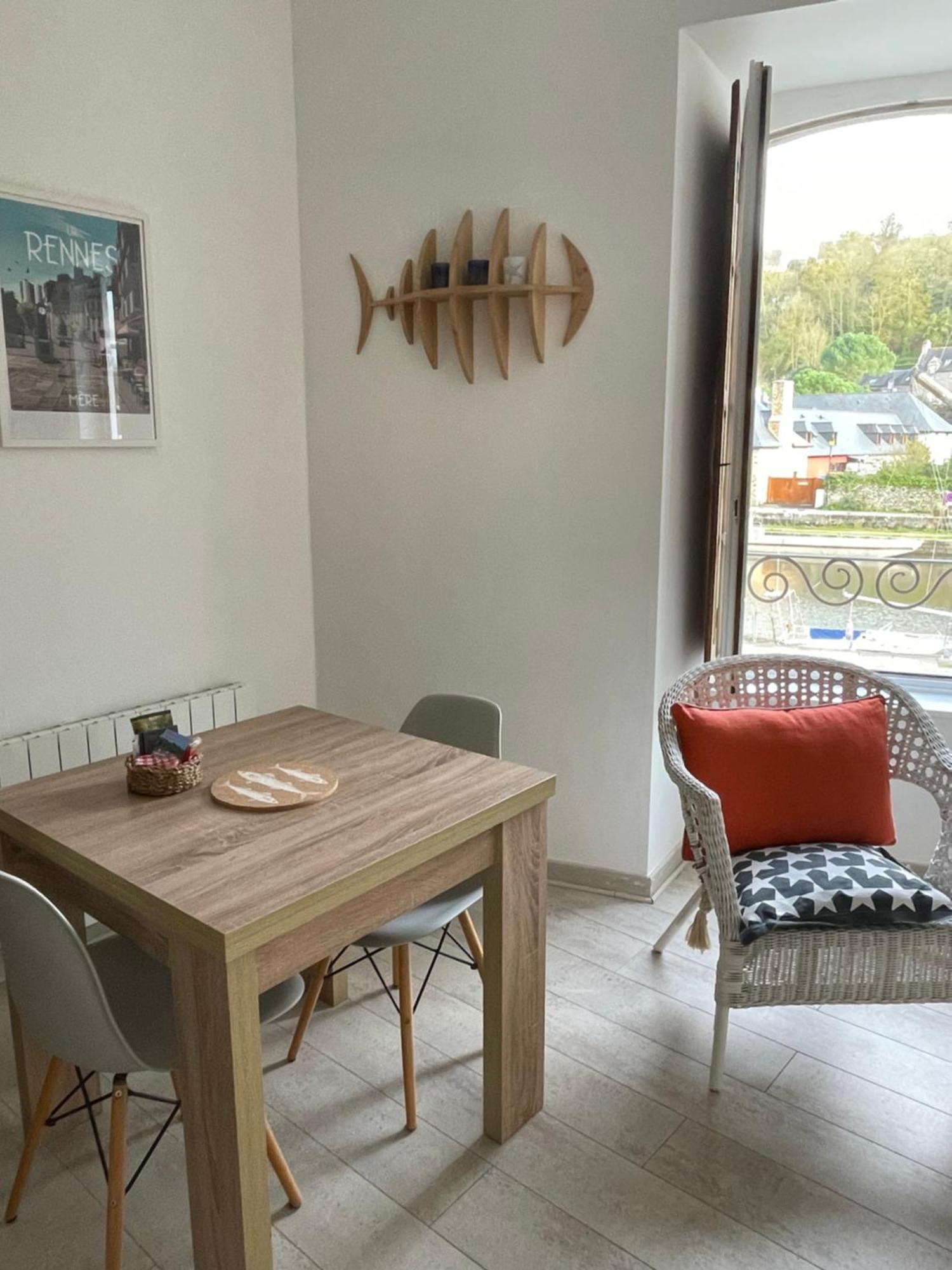 דינאן Appartement Au Port מראה חיצוני תמונה