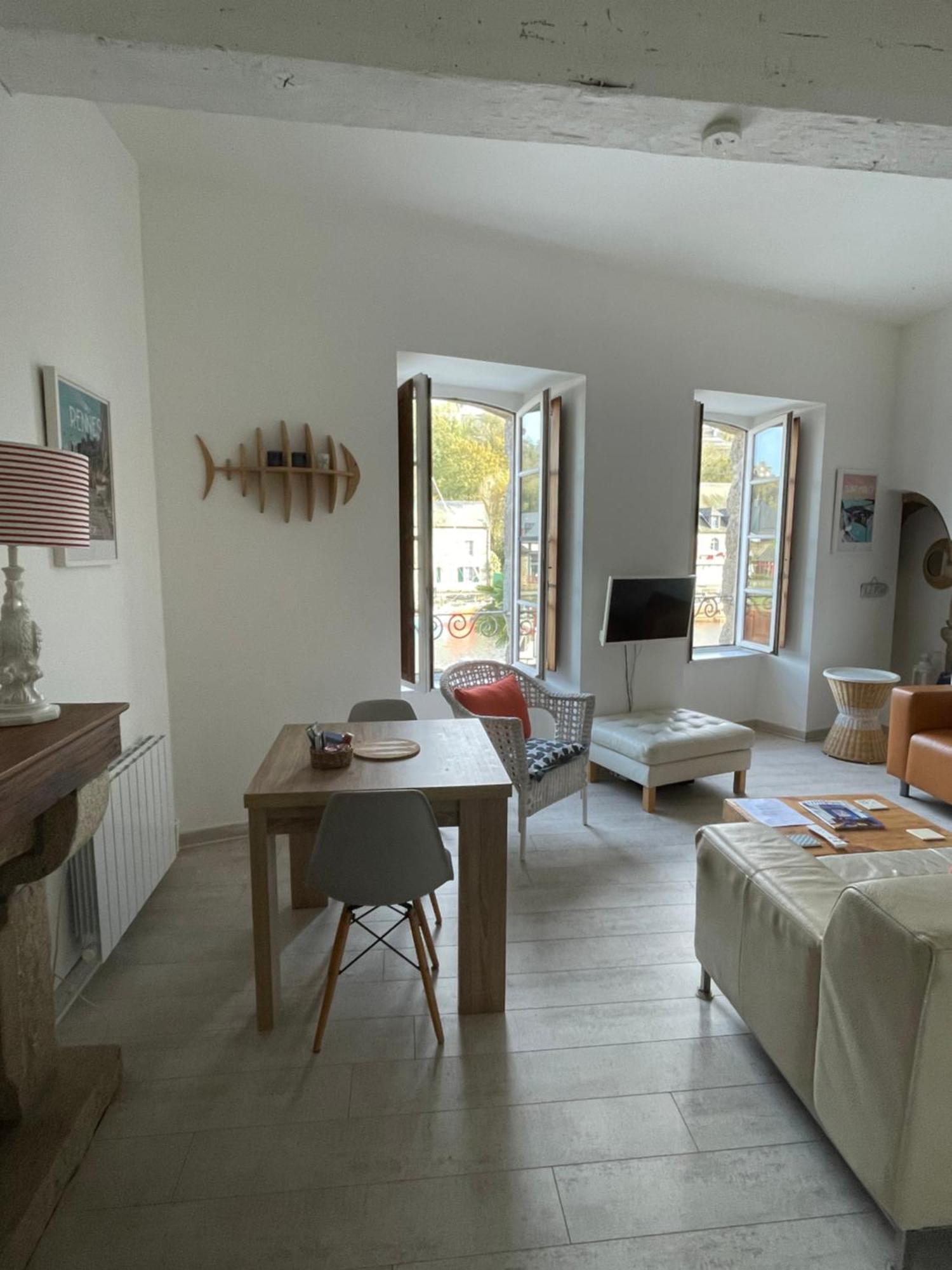דינאן Appartement Au Port מראה חיצוני תמונה
