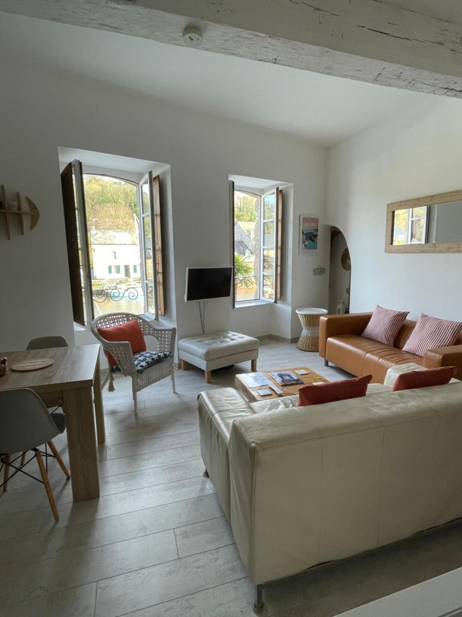 דינאן Appartement Au Port מראה חיצוני תמונה